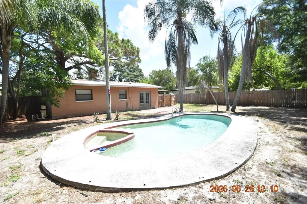 4414 W Wyoming Avenue Tampa FL 33616