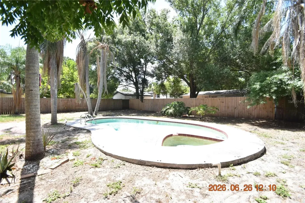 4414 W Wyoming Avenue Tampa FL 33616