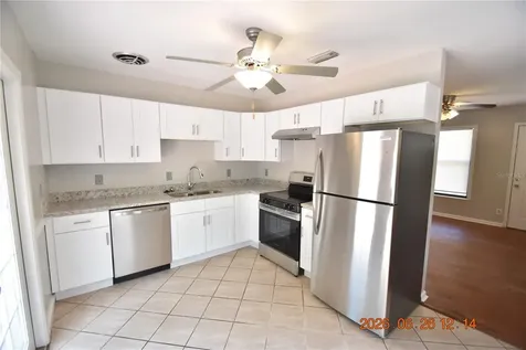 4414 W Wyoming Avenue Tampa FL 33616
