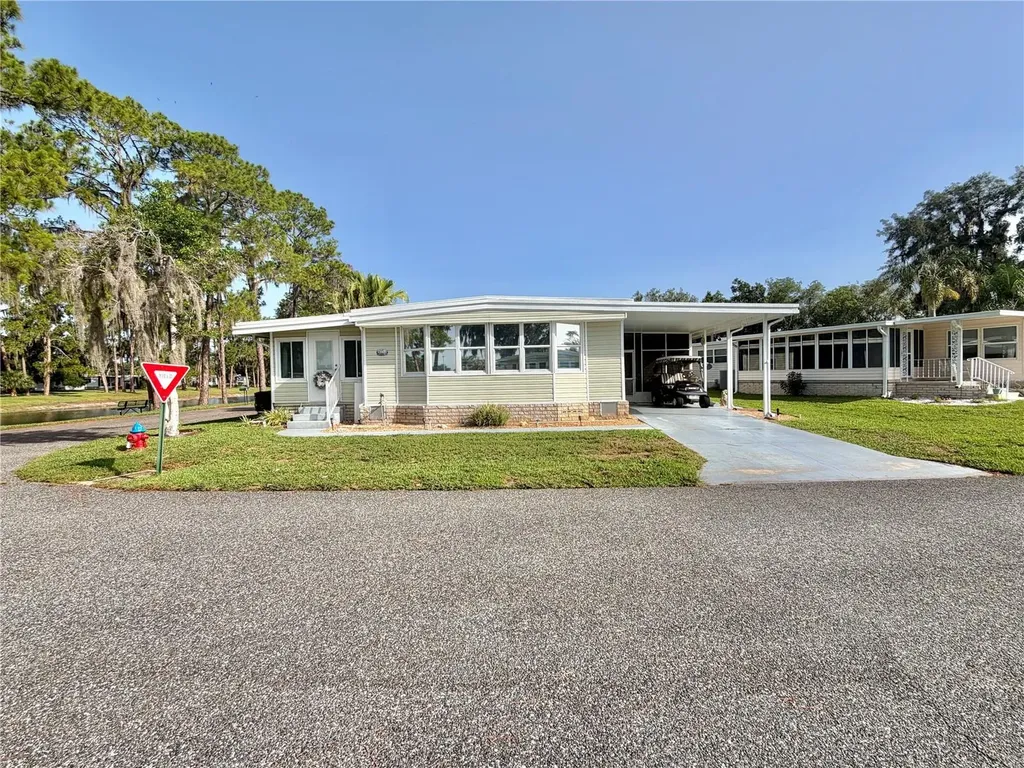 105 Temple Cove W Leesburg FL 34748