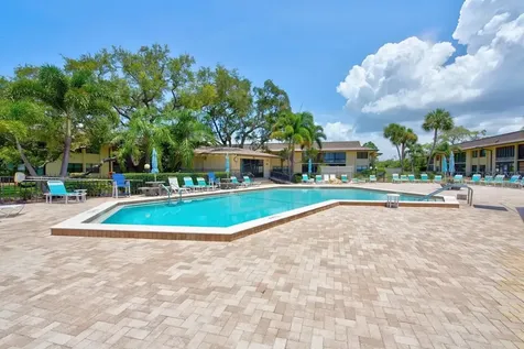 12300 Vonn Road Largo FL 33774