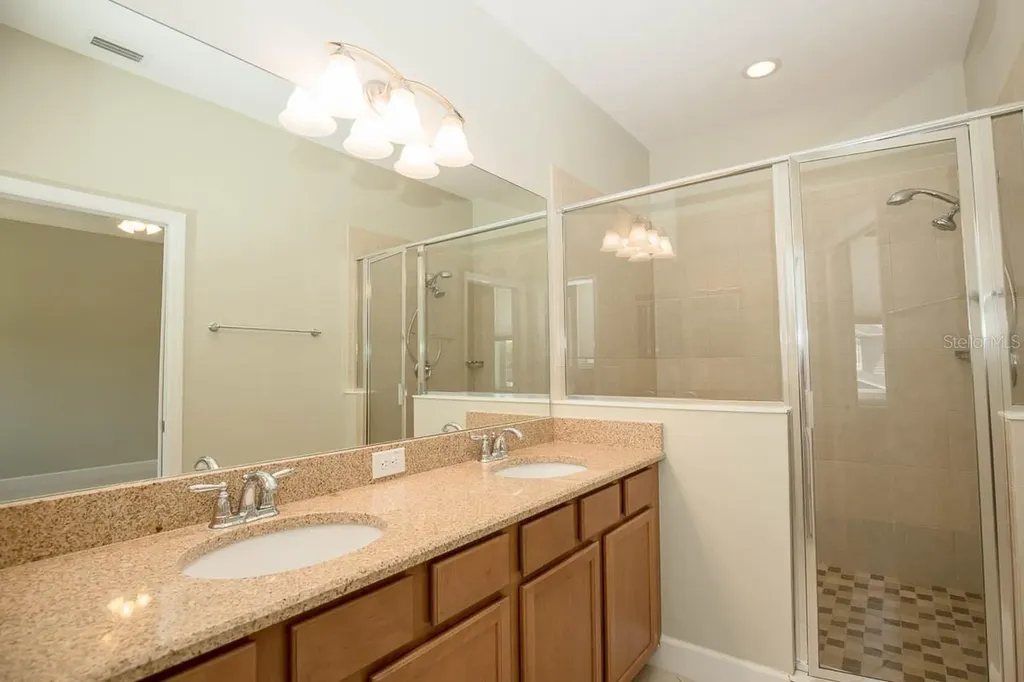 16856 Dorman Road Lithia FL 33547