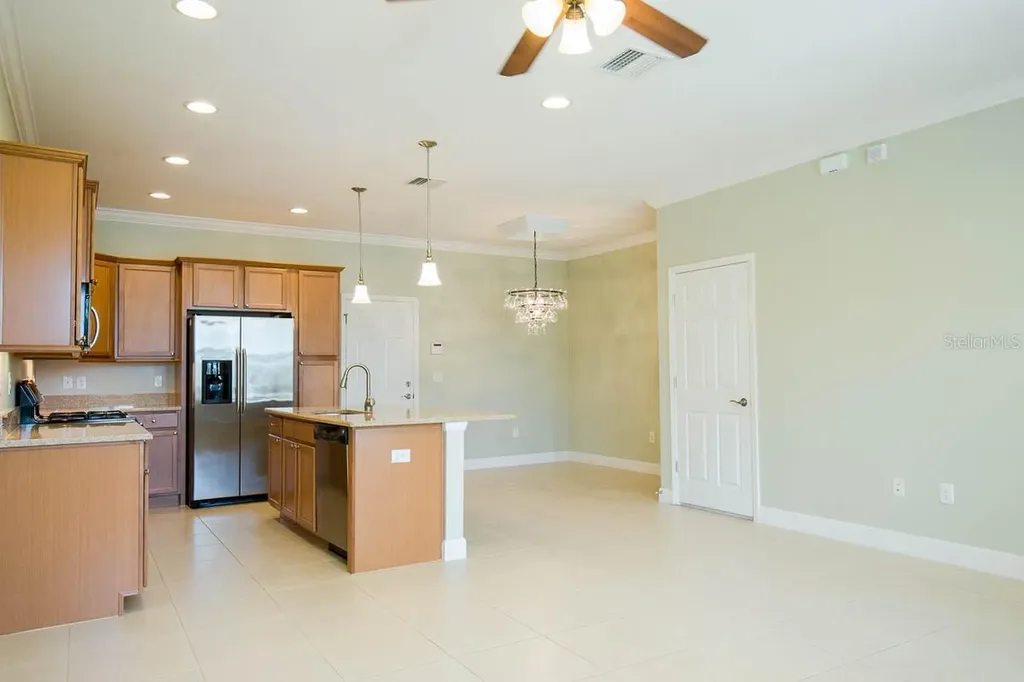 16856 Dorman Road Lithia FL 33547