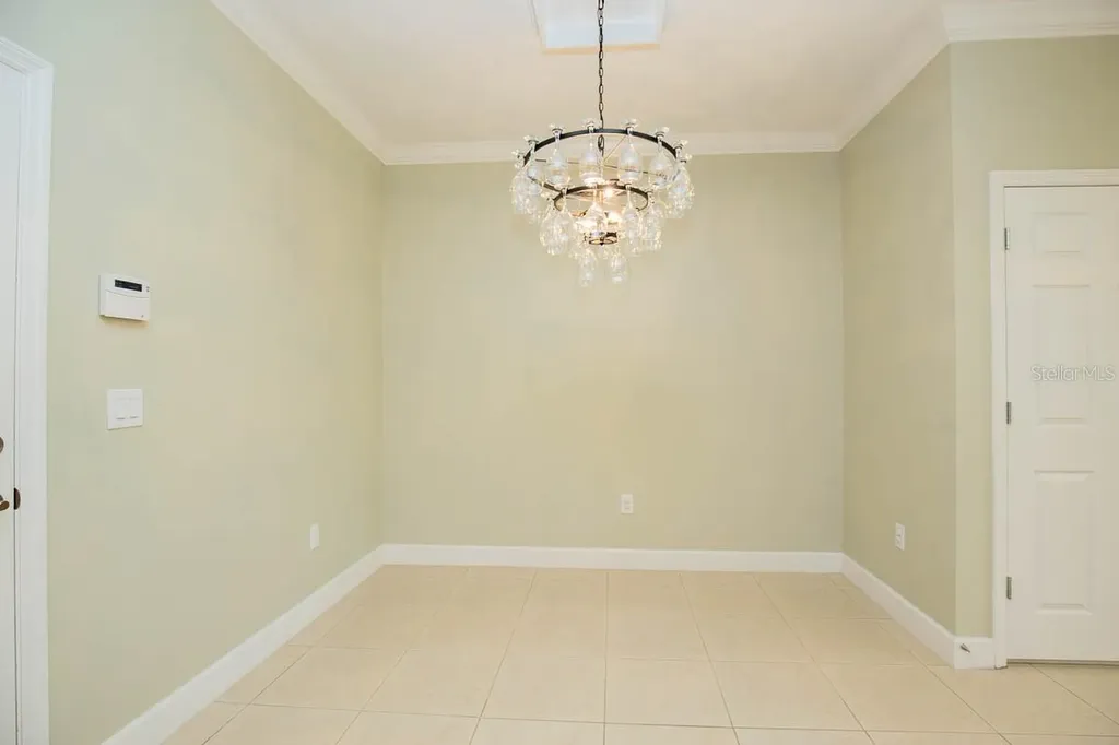 16856 Dorman Road Lithia FL 33547