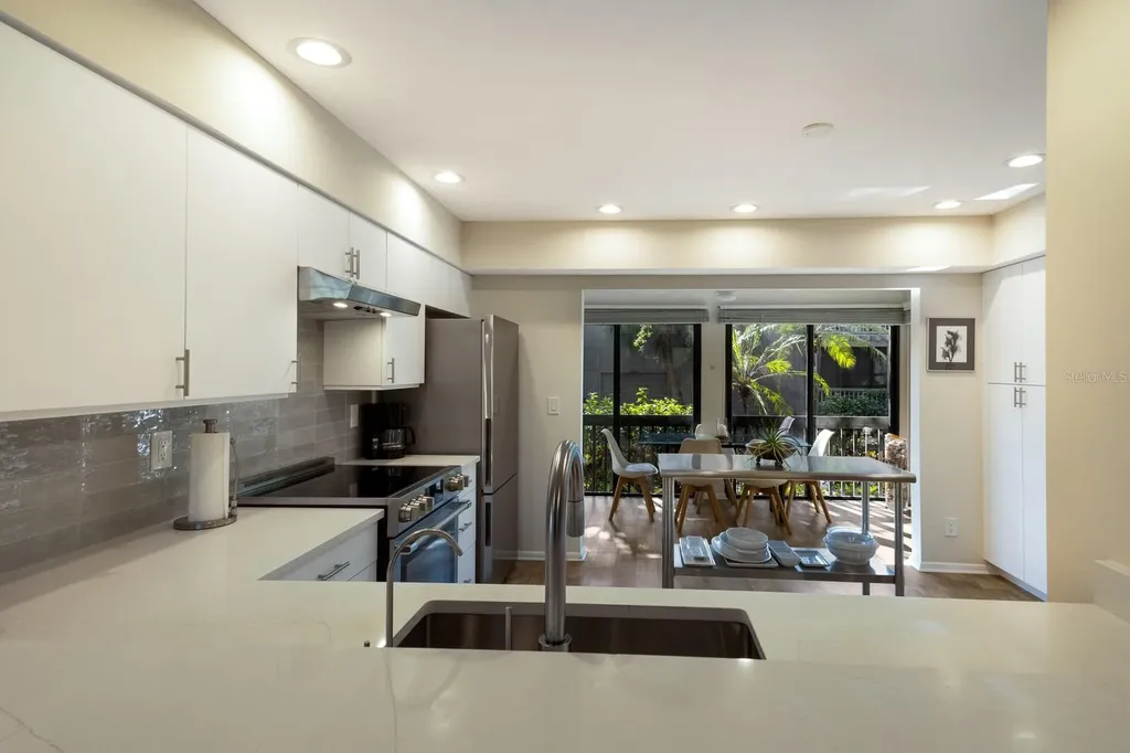 1479 Landings Circle Sarasota FL 34231