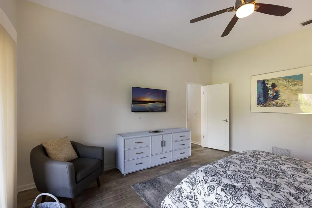 1479 Landings Circle Sarasota FL 34231
