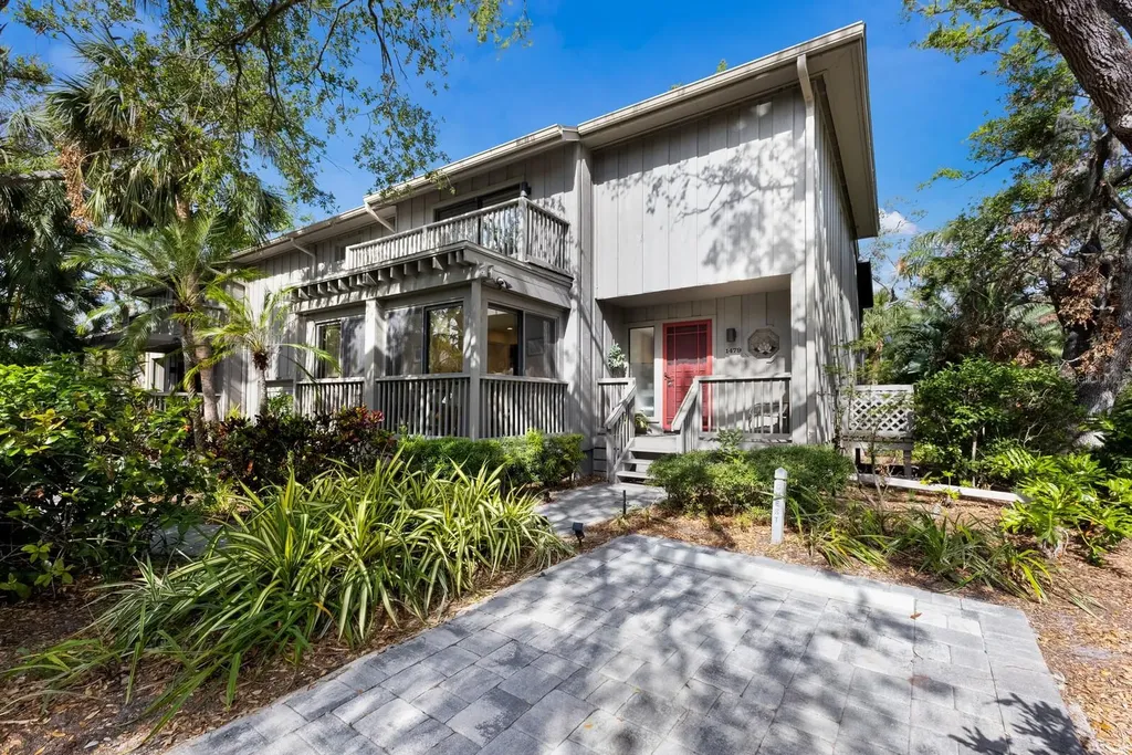 1479 Landings Circle Sarasota FL 34231