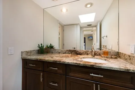 1479 Landings Circle Sarasota FL 34231