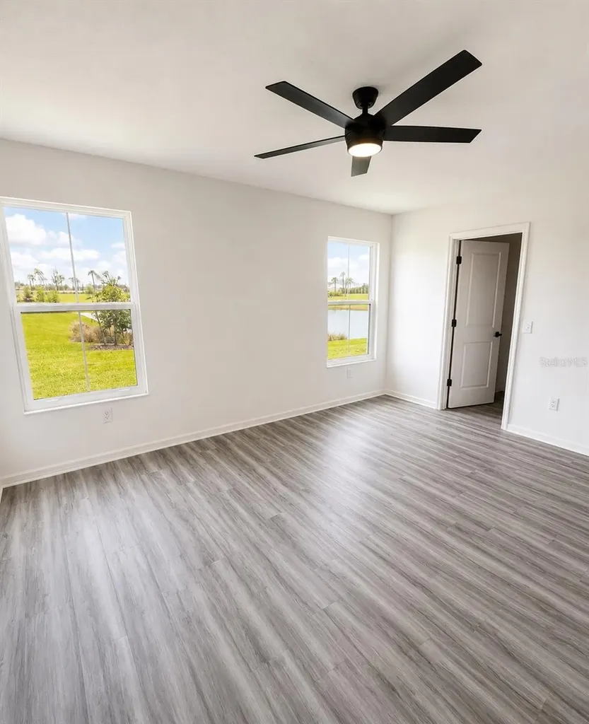2440 Bowling Terrace Middleton FL 34762