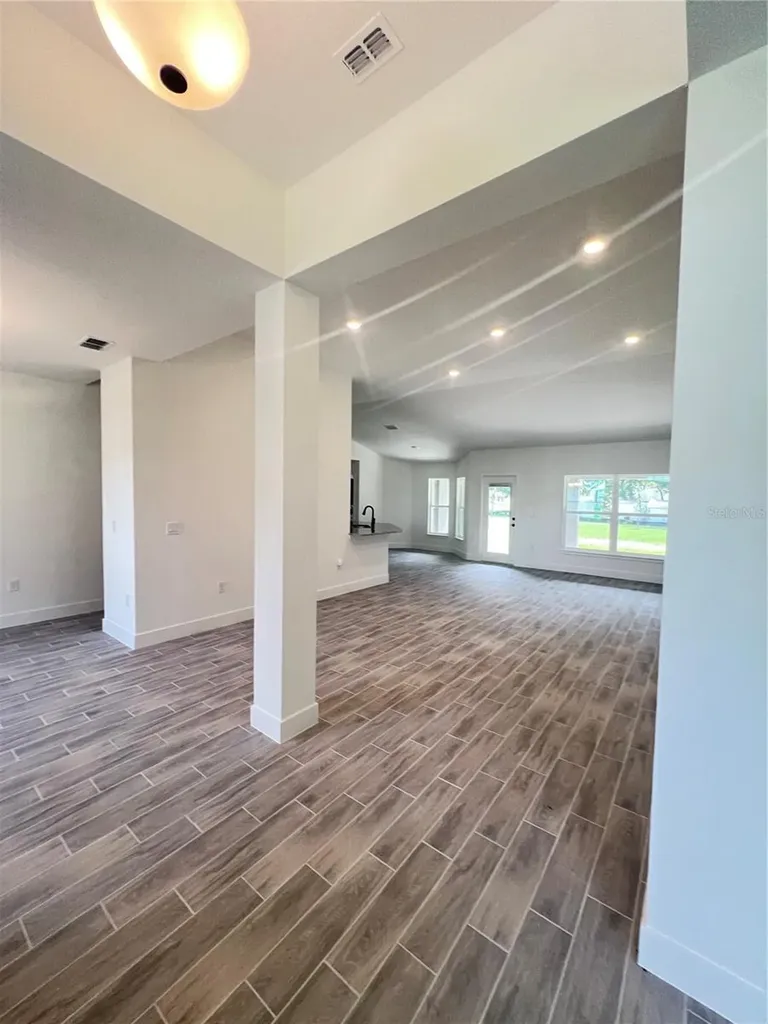36861 Hidden View Circle Dade City FL 33523