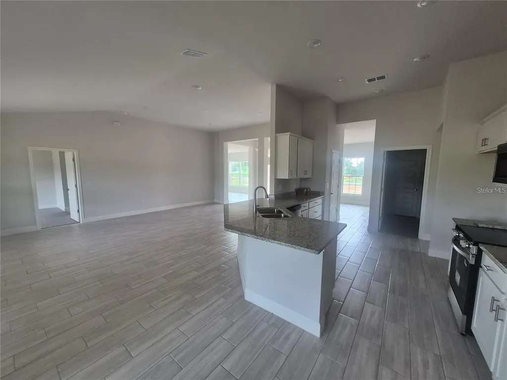 36861 Hidden View Circle Dade City FL 33523