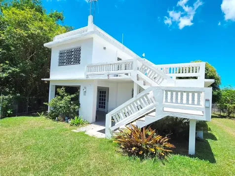 37 Calle Coral Vieques PR 00765
