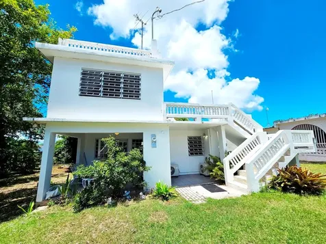 37 Calle Coral Vieques PR 00765