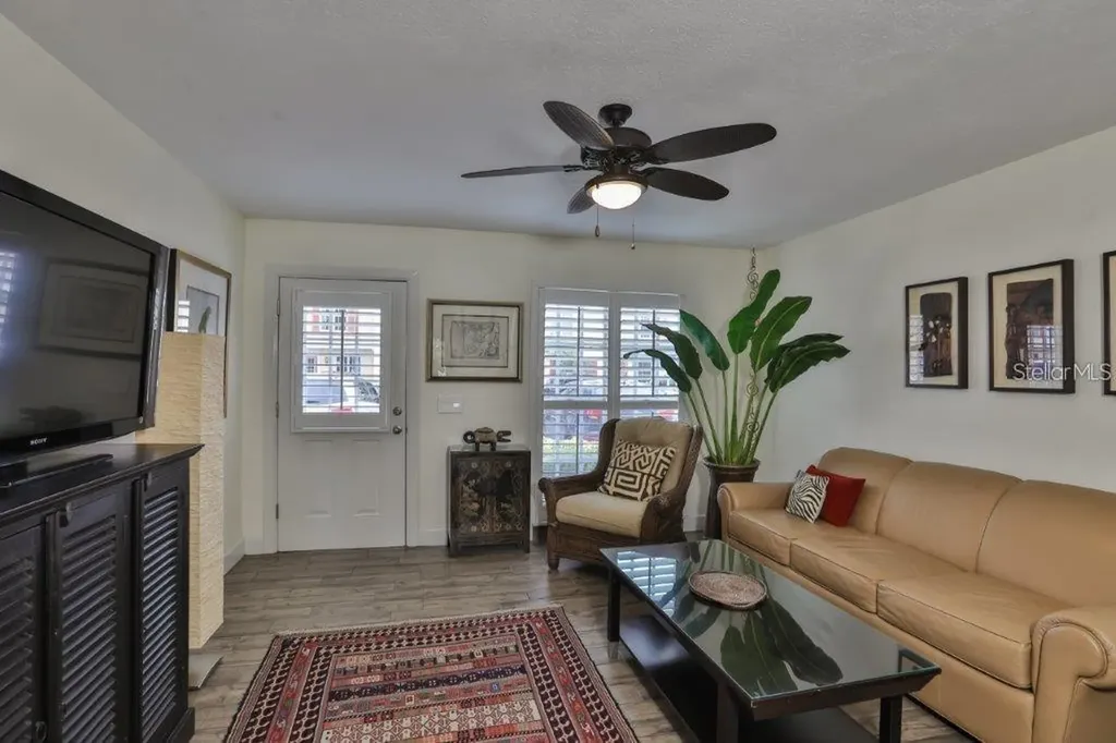 3355 W Wyoming Circle Tampa FL 33611