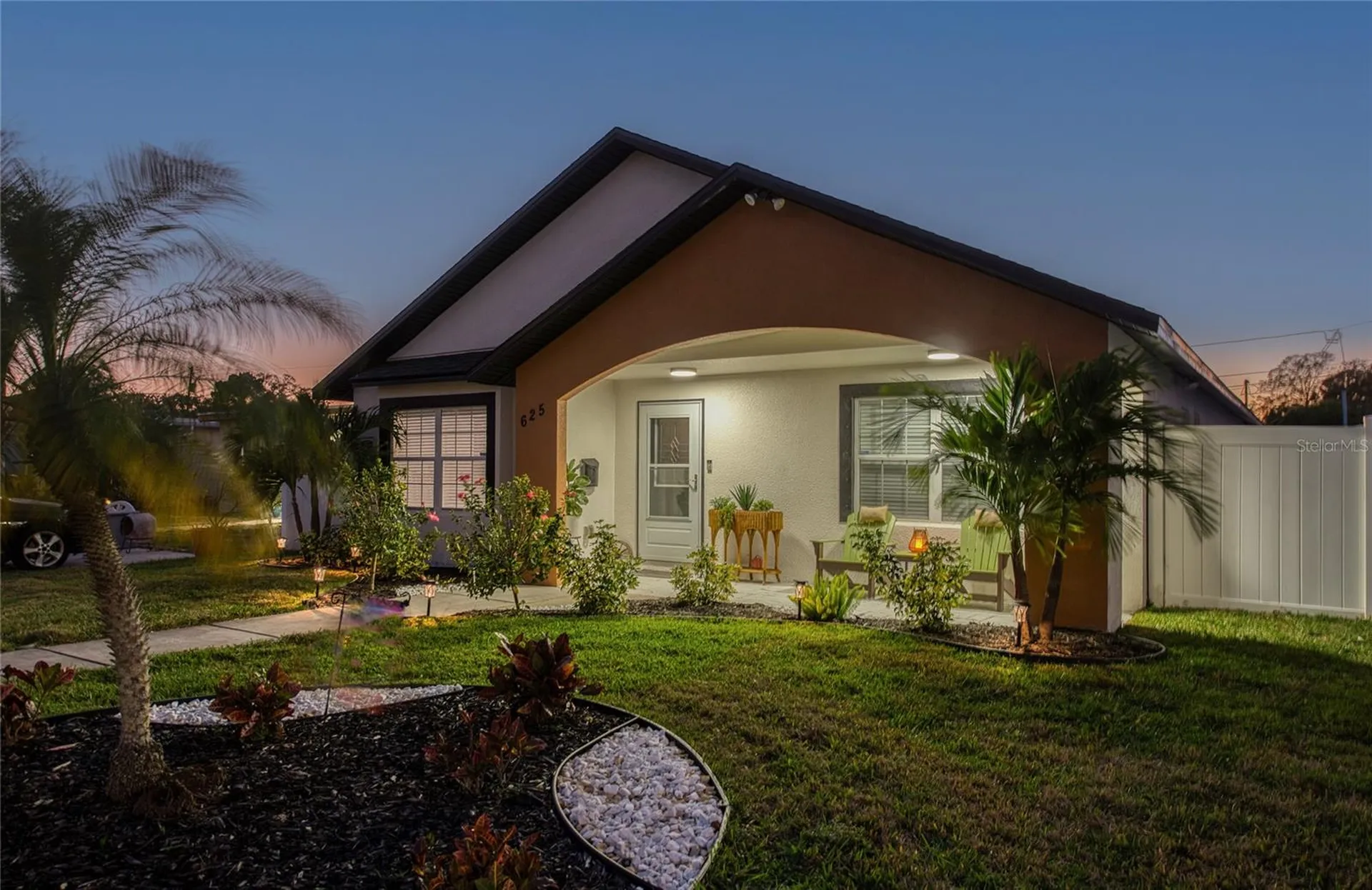 625 Folsom Street S St Petersburg FL 33707