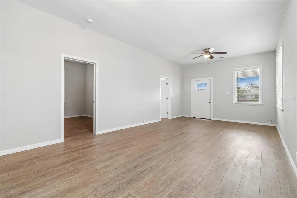 1522 E 21st Avenue Tampa FL 33605