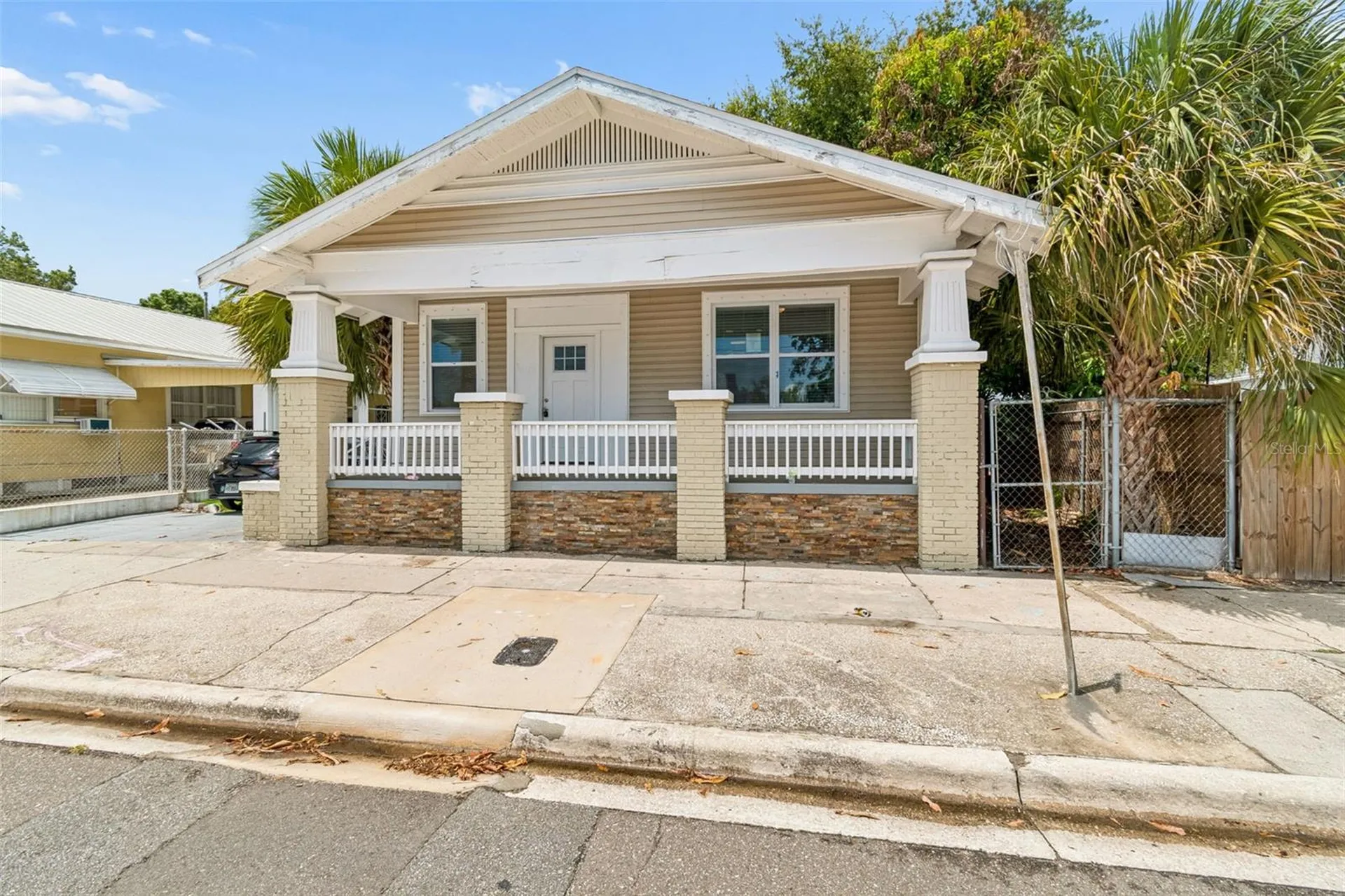 1522 E 21st Avenue Tampa FL 33605
