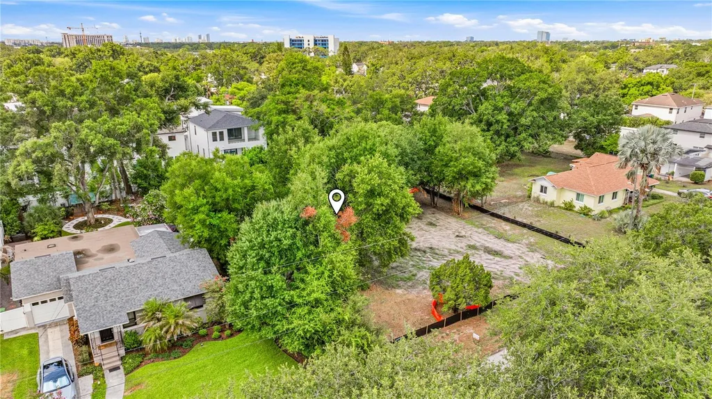 1006 W Adalee Street Tampa FL 33603