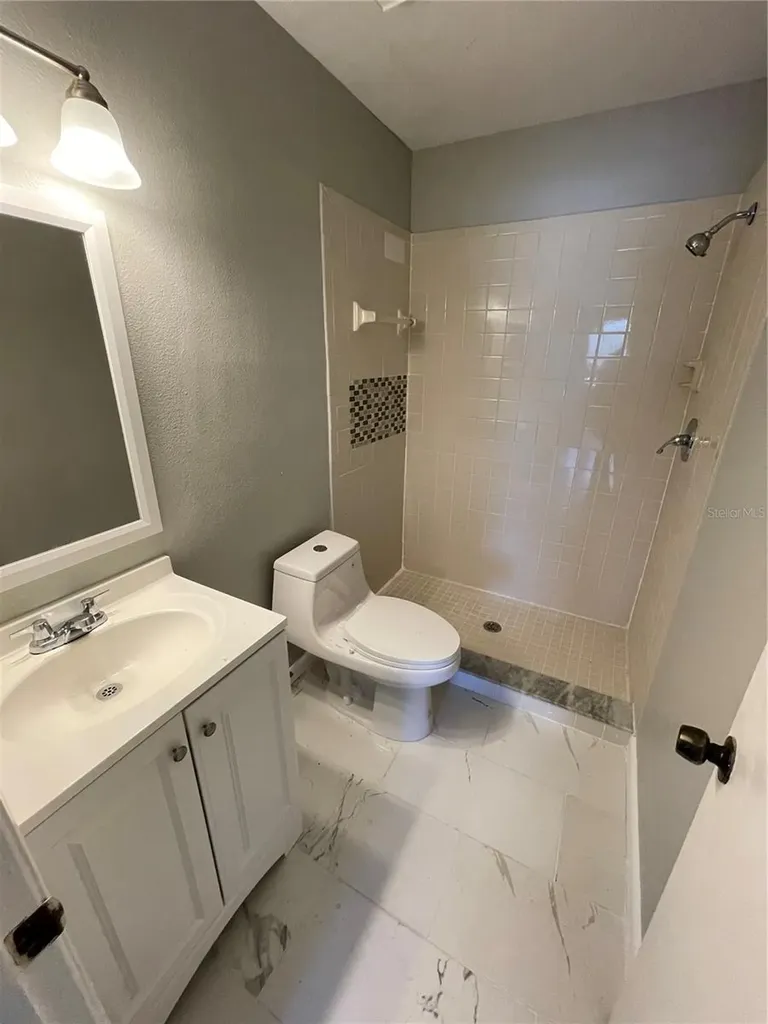 5201 S Macdill Avenue Tampa FL 33611
