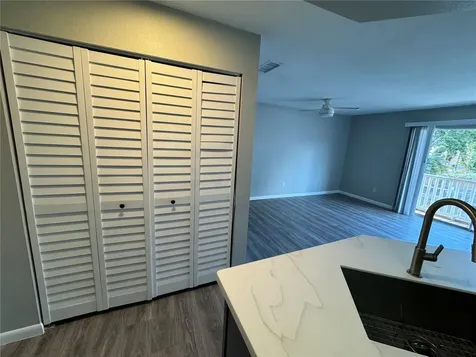 5201 S Macdill Avenue Tampa FL 33611