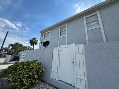 5201 S Macdill Avenue Tampa FL 33611