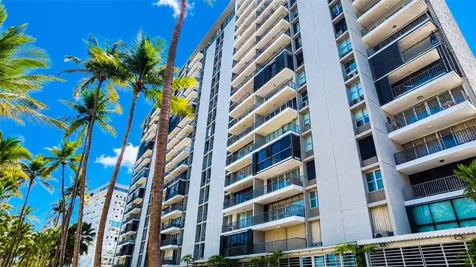 4745 Ave Isla Verde Carolina PR 00979