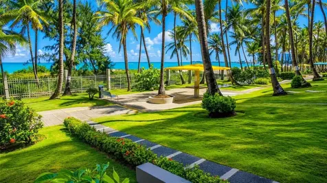 4745 Ave Isla Verde Carolina PR 00979