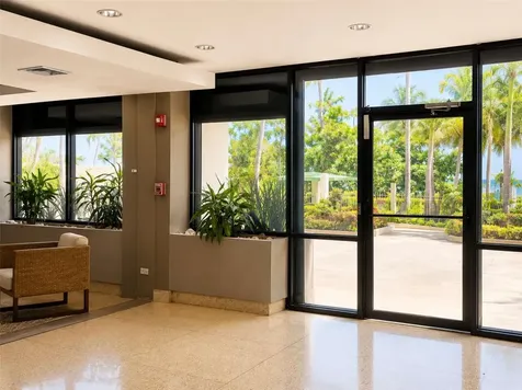 4745 Ave Isla Verde Carolina PR 00979
