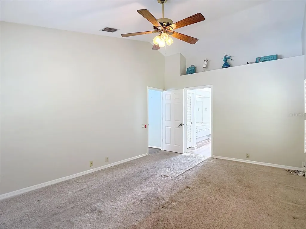 2102 Laindale Place Valrico FL 33596