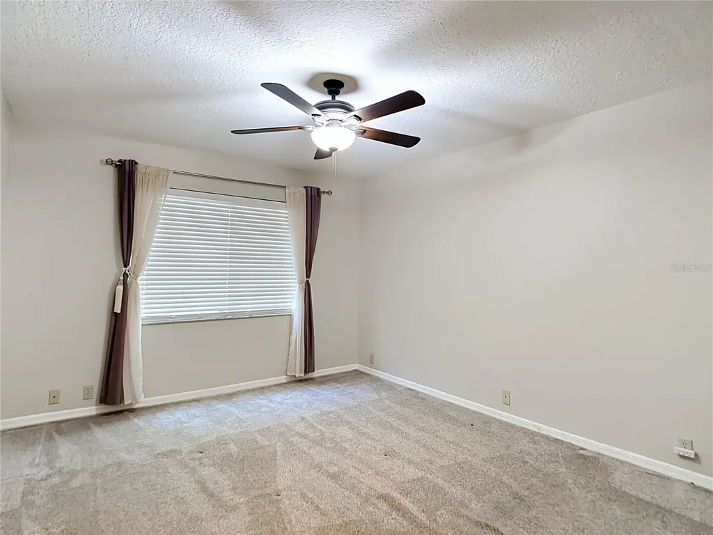 2102 Laindale Place Valrico FL 33596