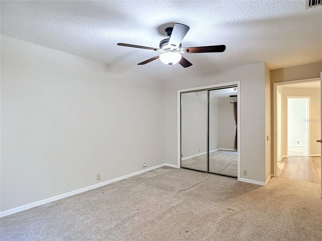 2102 Laindale Place Valrico FL 33596