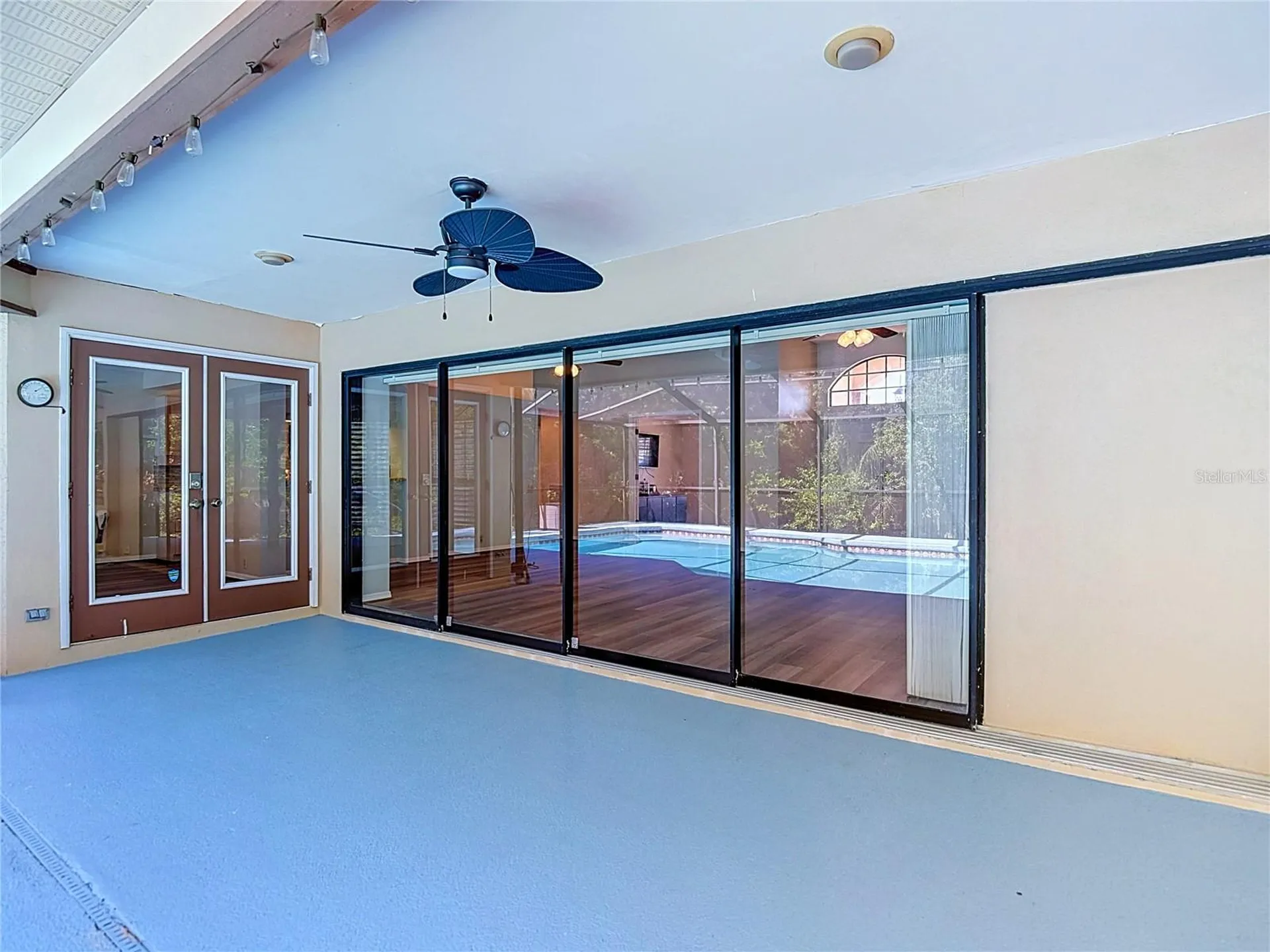 2102 Laindale Place Valrico FL 33596