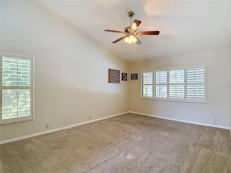 2102 Laindale Place Valrico FL 33596