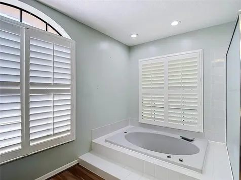 2102 Laindale Place Valrico FL 33596
