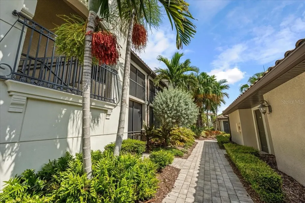 5557 Palmer Circle Bradenton FL 34211