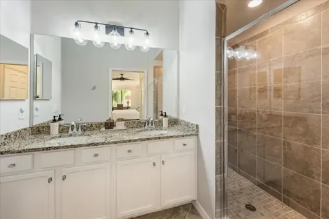 5557 Palmer Circle Bradenton FL 34211