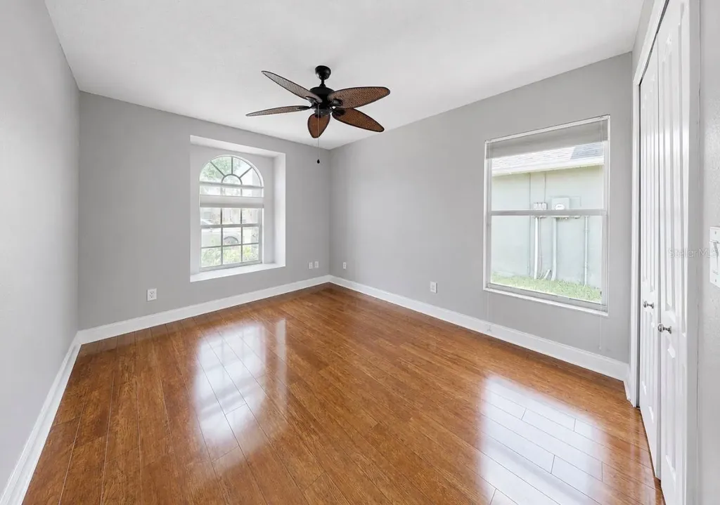 1836 Raven Glen Drive Ruskin FL 33570