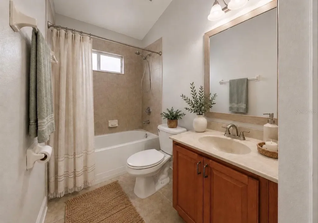 1836 Raven Glen Drive Ruskin FL 33570