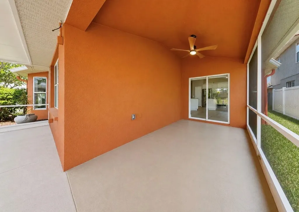 1836 Raven Glen Drive Ruskin FL 33570