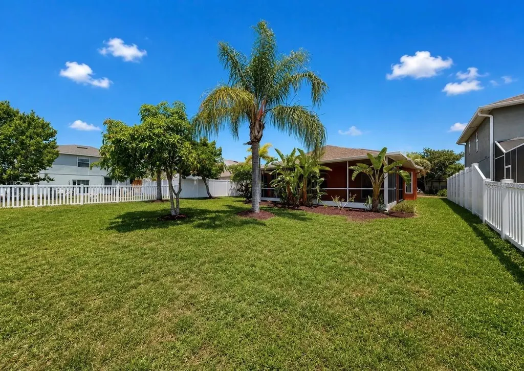 1836 Raven Glen Drive Ruskin FL 33570