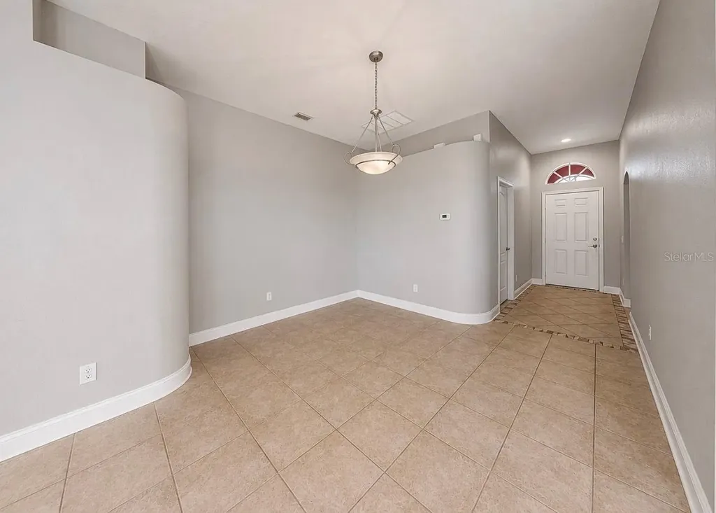 1836 Raven Glen Drive Ruskin FL 33570