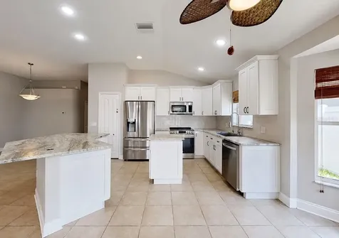 1836 Raven Glen Drive Ruskin FL 33570