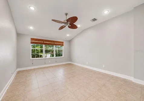 1836 Raven Glen Drive Ruskin FL 33570