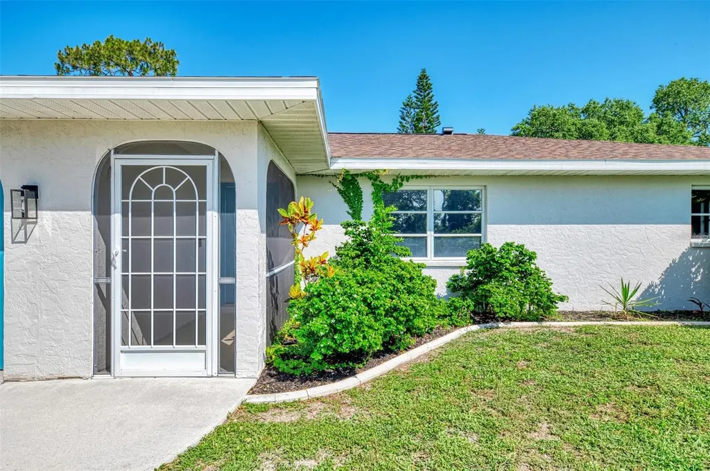 61 Shade Street Port Charlotte FL 33953