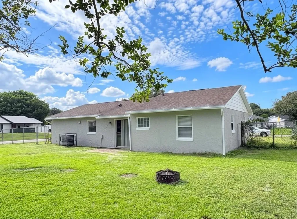 4428 Carousel Road Orlando FL 32808