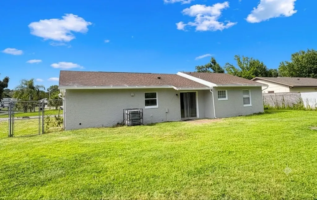 4428 Carousel Road Orlando FL 32808