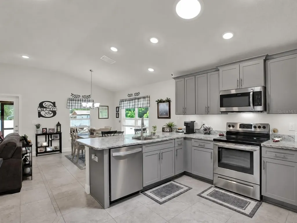 15648 SE 92nd Avenue Summerfield FL 34491