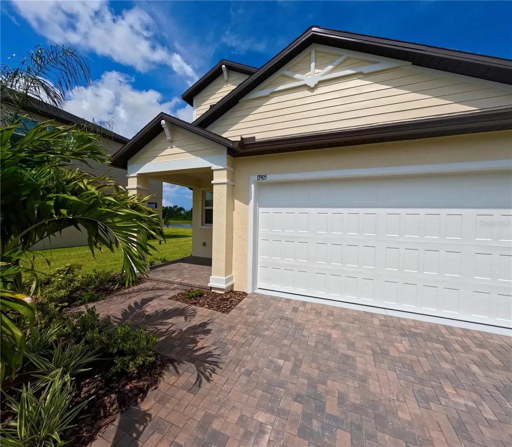 11905 71st Place E Palmetto FL 34221