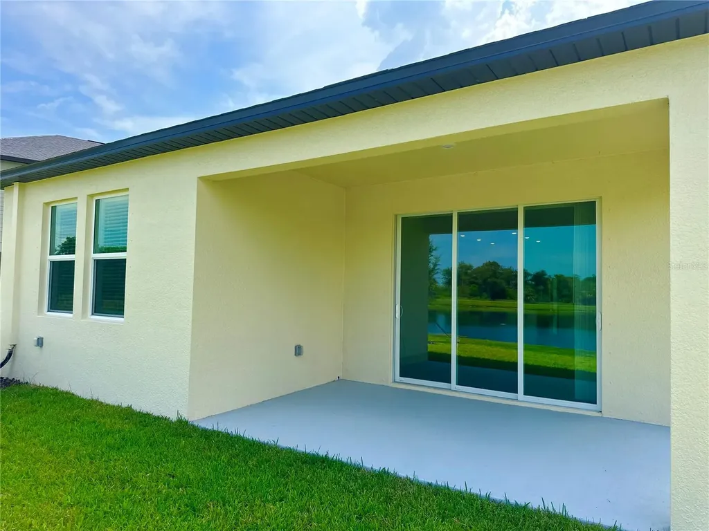 11905 71st Place E Palmetto FL 34221