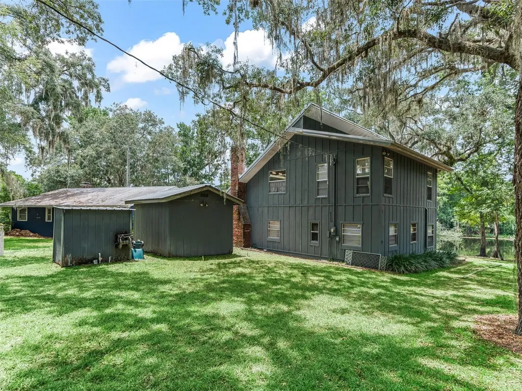 10518 SW 64th Avenue Bushnell FL 33513
